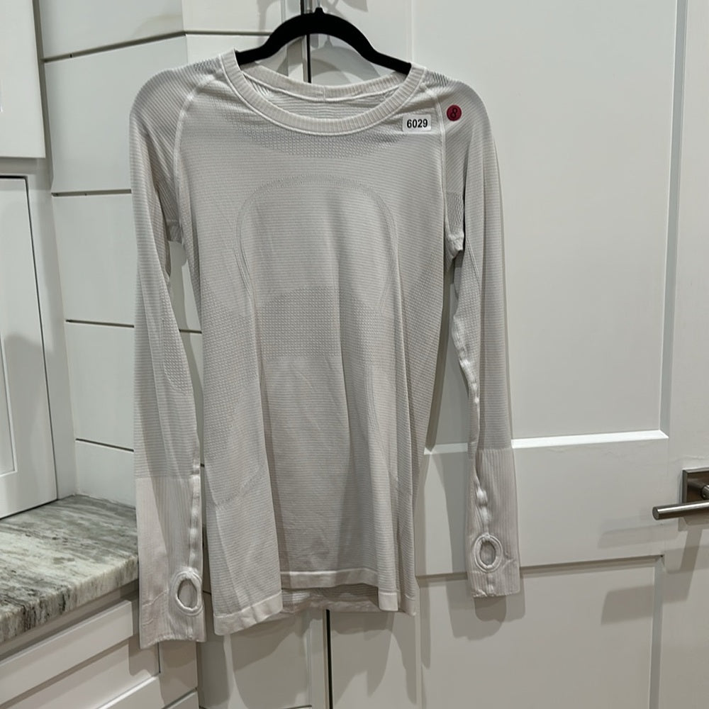 (6029)  🍋 LULULEMON RUN: Swiftly Tech Long Sleeve Crew Sz 8 WHITE VGUC