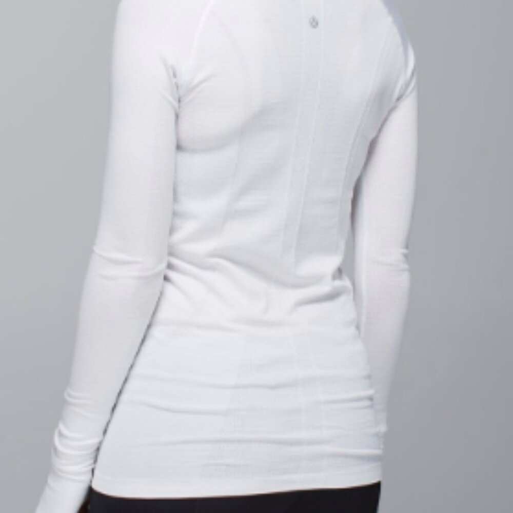 (6031)  🍋 LULULEMON RUN: Swiftly Tech Long Sleeve Crew Sz 8 WHITE *GUC
