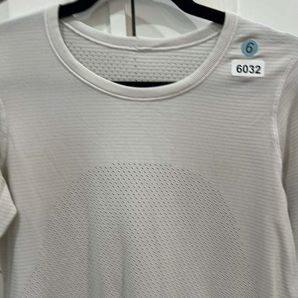 (6032)  🍋 LULULEMON RUN: Swiftly Tech BREEZE Long Sleeve Crew Sz 6 GUC