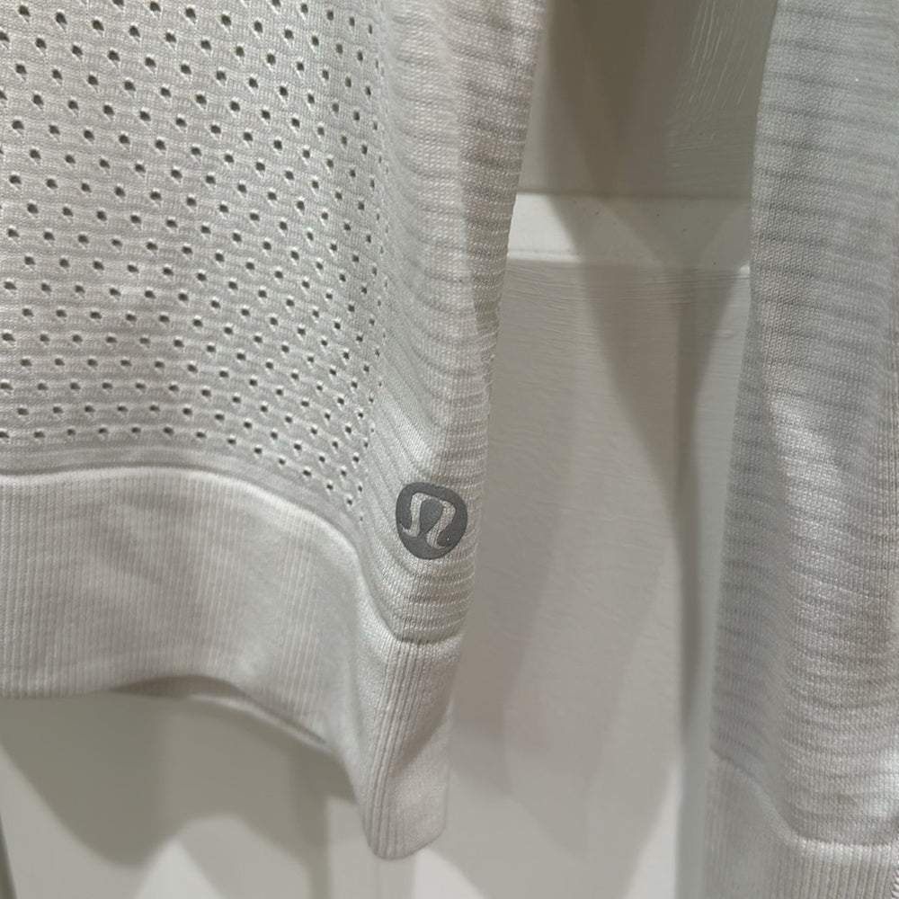 (6032)  🍋 LULULEMON RUN: Swiftly Tech BREEZE Long Sleeve Crew Sz 6 GUC