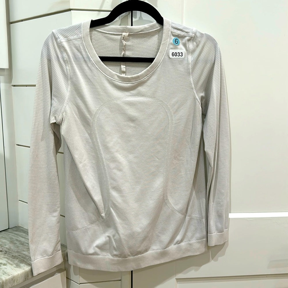 (6033)  🍋 LULULEMON RUN: Swiftly Tech BREEZE Long Sleeve Crew Sz 6 *GUC