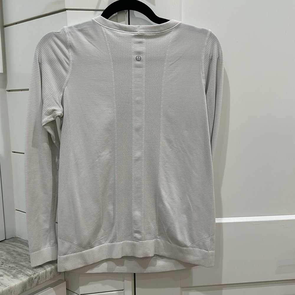 (6033)  🍋 LULULEMON RUN: Swiftly Tech BREEZE Long Sleeve Crew Sz 6 *GUC
