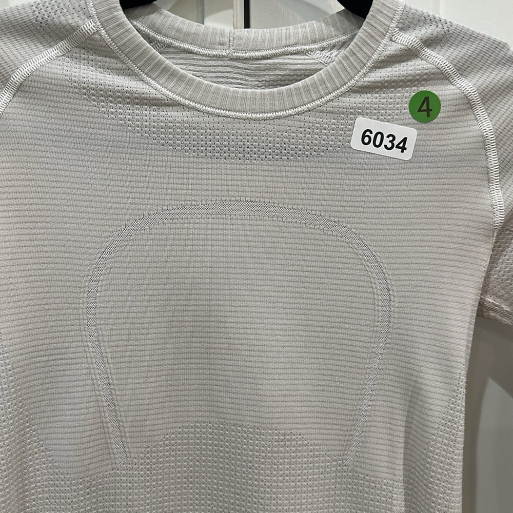 (6034)  🍋 LULULEMON RUN: Swiftly Tech Long Sleeve Crew Sz 4 WHITE *UC