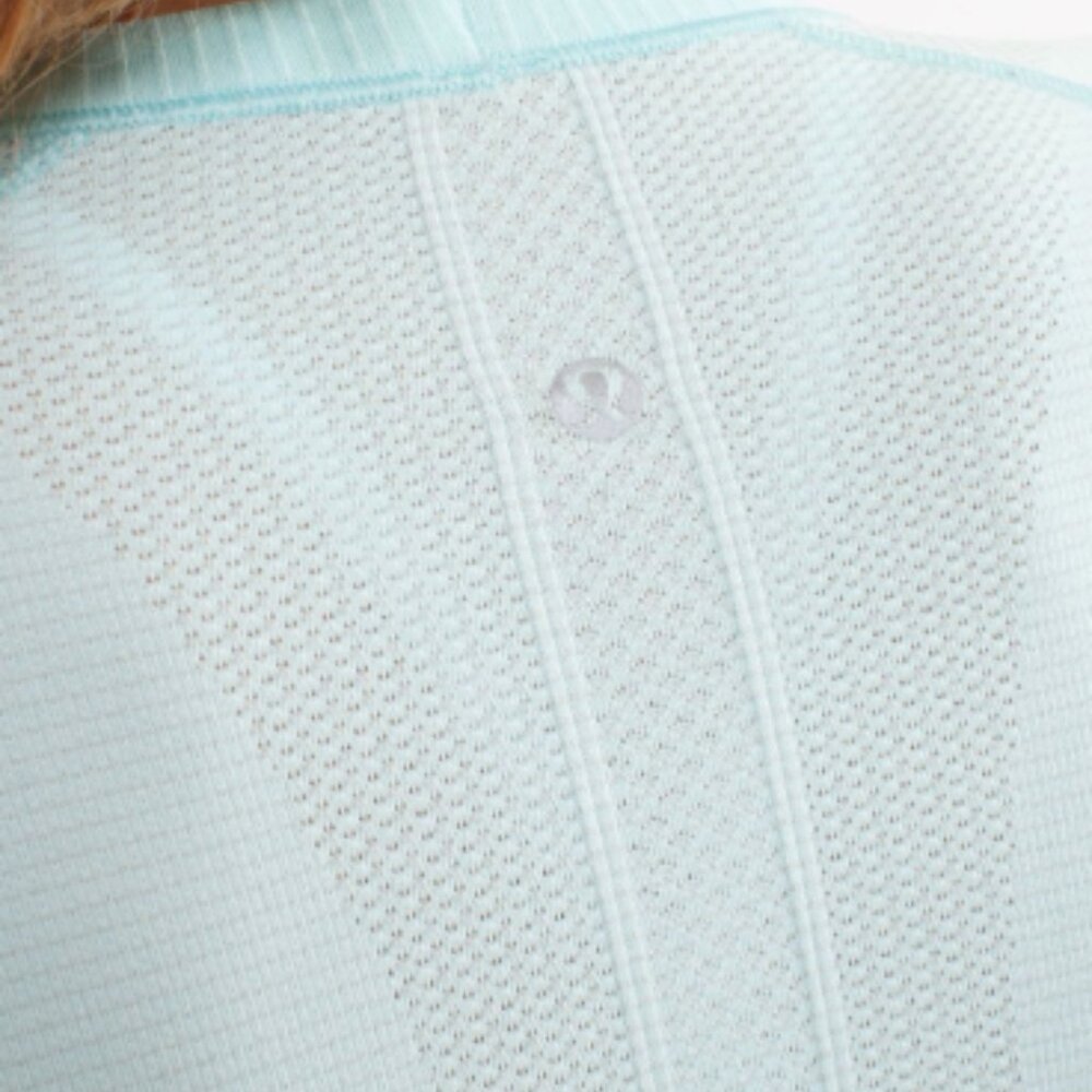 (6036)  🍋 LULULEMON RUN: Swiftly Tech Long Sleeve Crew Sz 12 Aquamarine *EUC