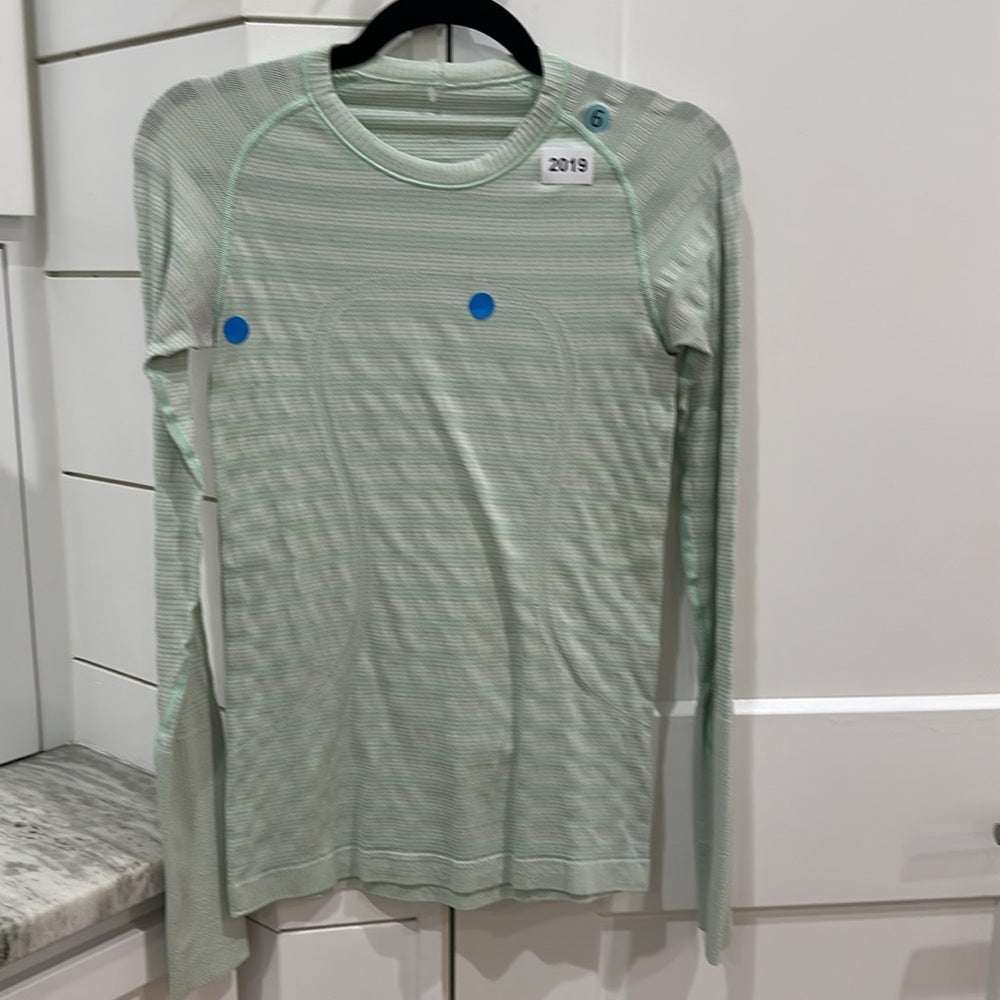 (2019)  🍋 LULULEMON RUN: Swiftly Tech Long Sleeve Crew Sz 6 *GUC