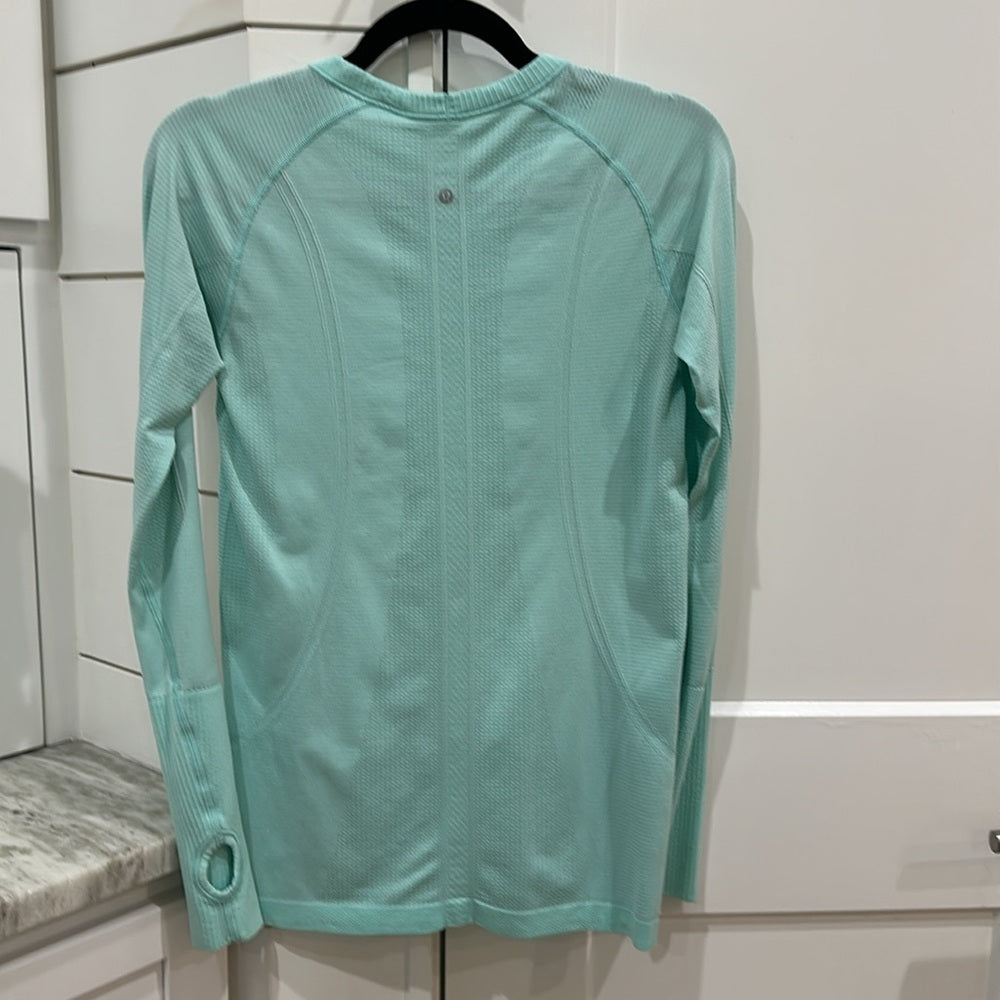 (6037)  🍋 LULULEMON RUN: Swiftly Tech Long Sleeve Crew Sz 8 *VGUC