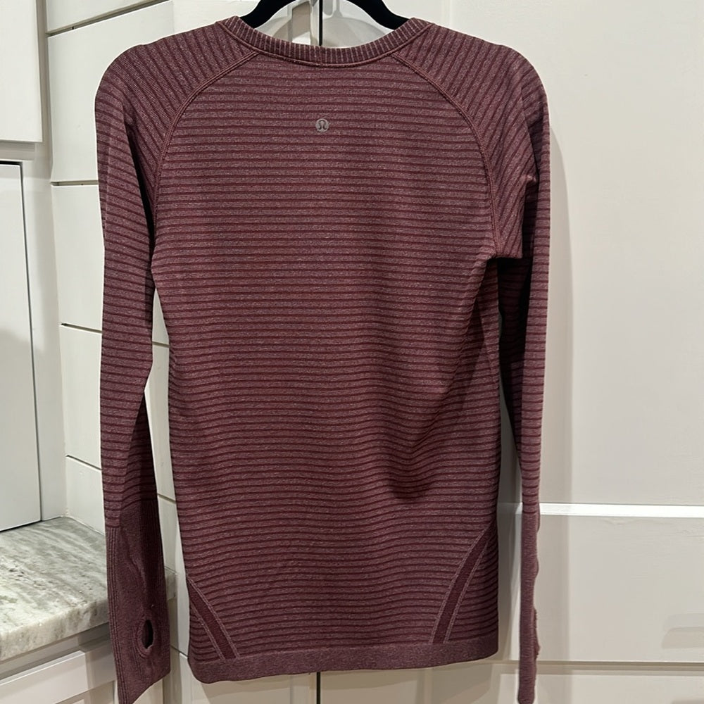 (6051)  🍋 LULULEMON RUN: Swiftly Tech Long Sleeve Crew Sz 8 *EUC