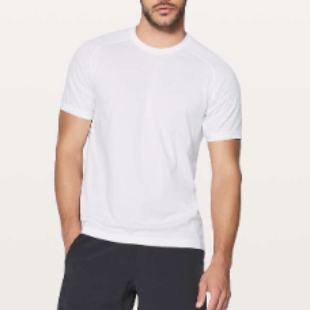 (6059) LULULEMON MENS Metal Vent Tech Short Sleeve Sz L