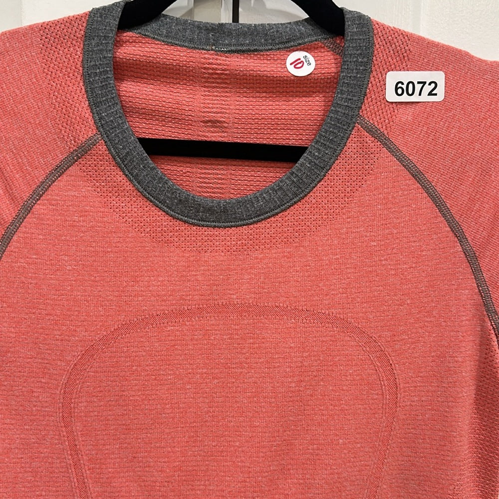 (6072)  🍋 LULULEMON RUN: Swiftly Tech Short Sleeve Crew Sz 10 **LOVED *RARE