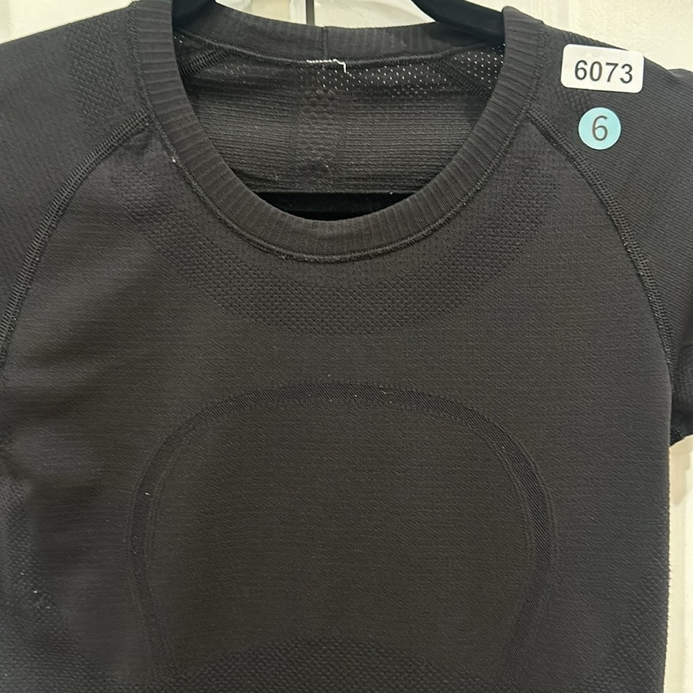 (6073)  🍋 LULULEMON Swiftly Tech Short Sleeve Scoop (Fan Gear) Sz 6 **LOVED