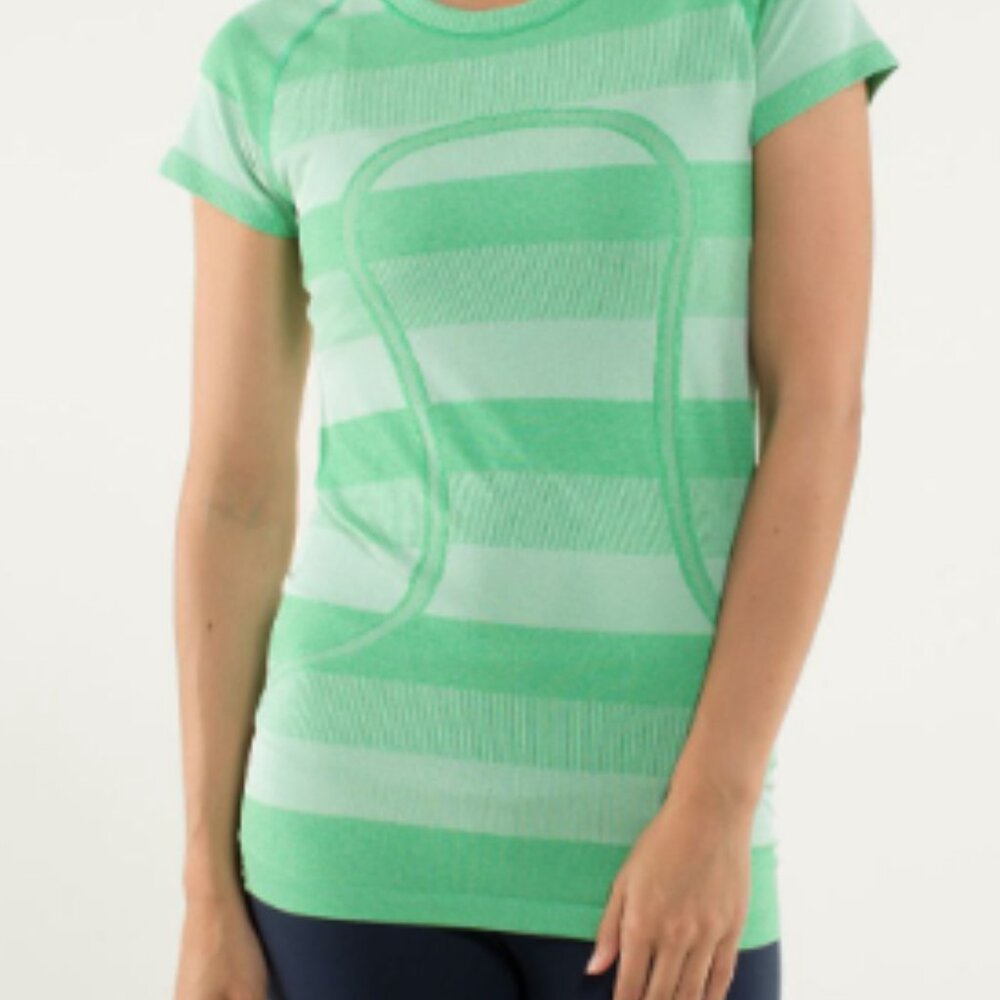 (6078)  🍋 LULULEMON RUN: Swiftly Tech Short Sleeve Crew Sz 8 **LOVED *RARE