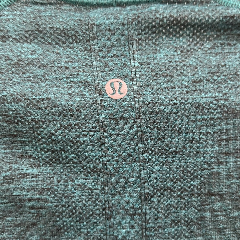 (6079)  🍋 LULULEMON RUN: Swiftly Tech Short Sleeve Crew Sz 8 **LOVED *RARE