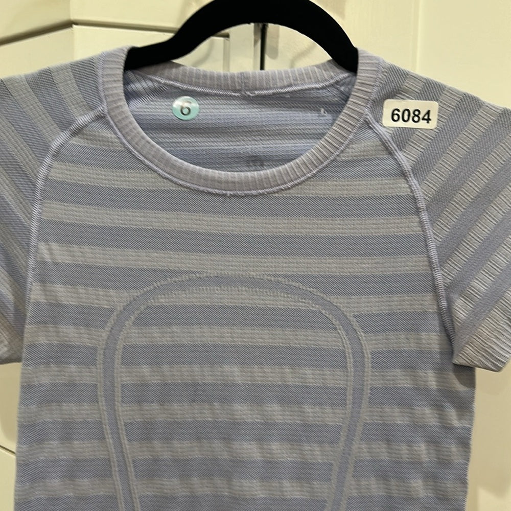 (6084)  🍋 LULULEMON RUN: Swiftly Tech Short Sleeve Crew Sz 6 **LOVED *STRIPE