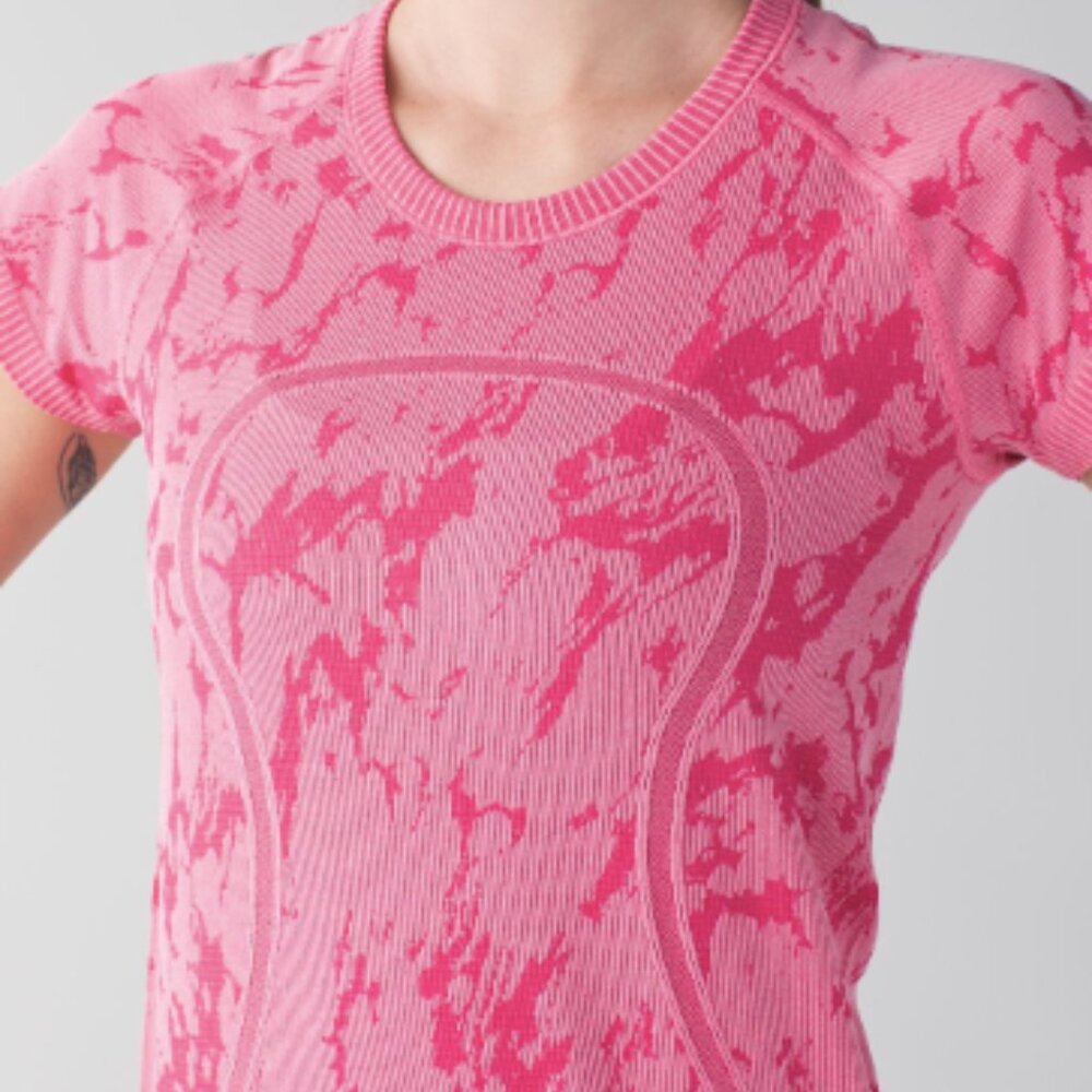 (6092)  🍋 LULULEMON RUN: Swiftly Tech Short Sleeve Crew Sz 10 **LOVED *RARE