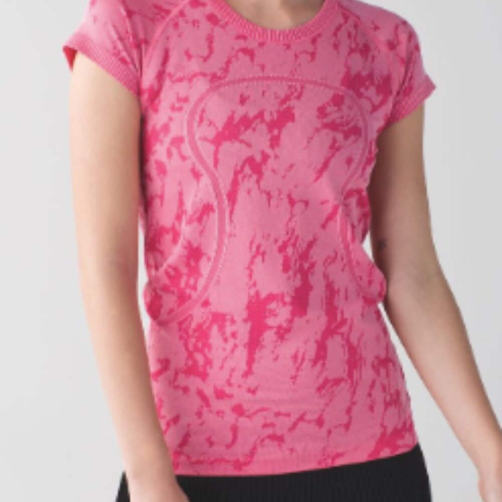 (6092)  🍋 LULULEMON RUN: Swiftly Tech Short Sleeve Crew Sz 10 **LOVED *RARE