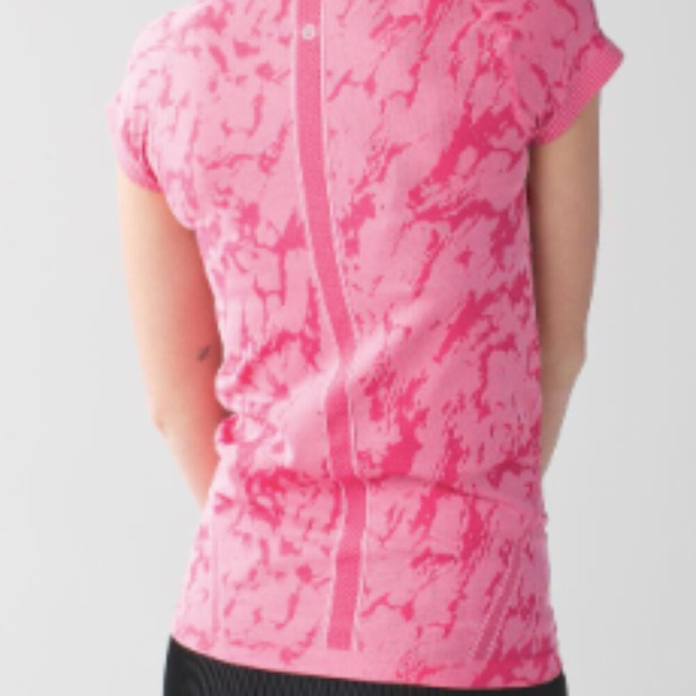 (6092)  🍋 LULULEMON RUN: Swiftly Tech Short Sleeve Crew Sz 10 **LOVED *RARE