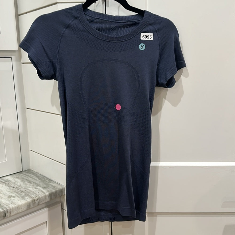 (6095) 🍋 LULULEMON RUN: Swiftly Tech Long Sleeve Crew Sz 6 *GUC