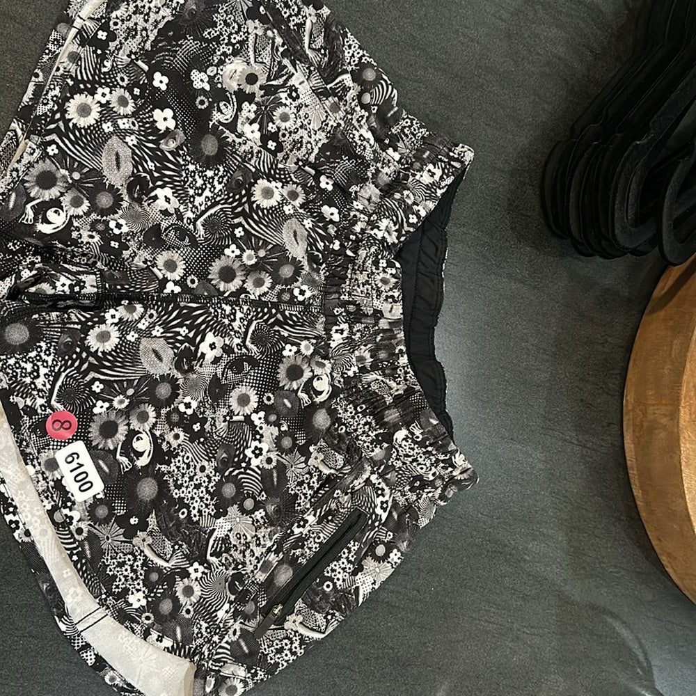 (6100) Tracker Short *SW 2017 Seawheeze - Counter Culture White / Black Sz 8