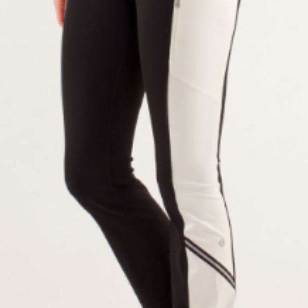 (6103) 🍋 LULULEMON Run: Ice Queen Pant in Sz 6 Color: Black / Polar Cream *RARE