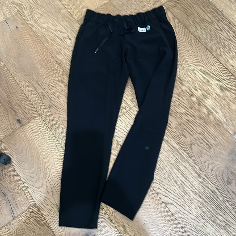 (6014) 🍋 LULULEMON On the Fly 7/8 Pant *Woven Sz 6 in Black
