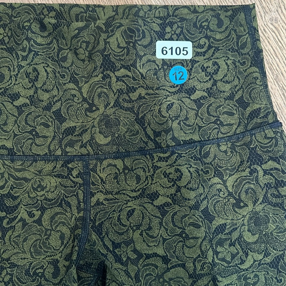 (6105) Lululemon Wunder Under Hi-Rise Tight Sz 12 * LOVED *EUC