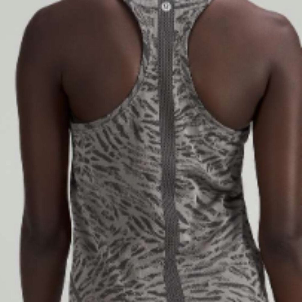 (6113)  🍋 LULULEMON RUN: Racerback Tank Top 2.0 *Race Length Sz 6 *EUC