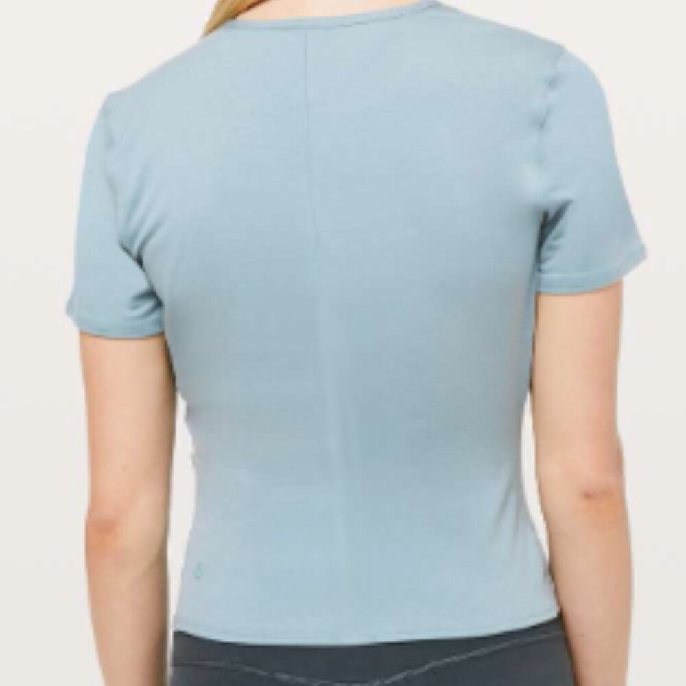 (6115) LULULEMON Round Trip Short Sleeve Sz 10 *LOVED
