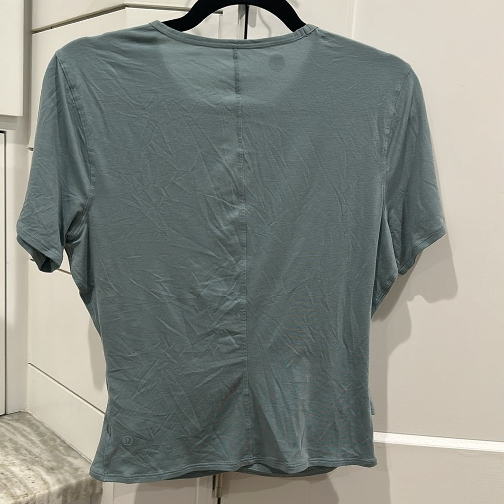 (6115) LULULEMON Round Trip Short Sleeve Sz 10 *LOVED