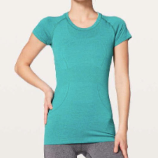 (6117)  🍋 LULULEMON RUN: Swiftly Tech Short Sleeve Crew Sz 8 **LOVED