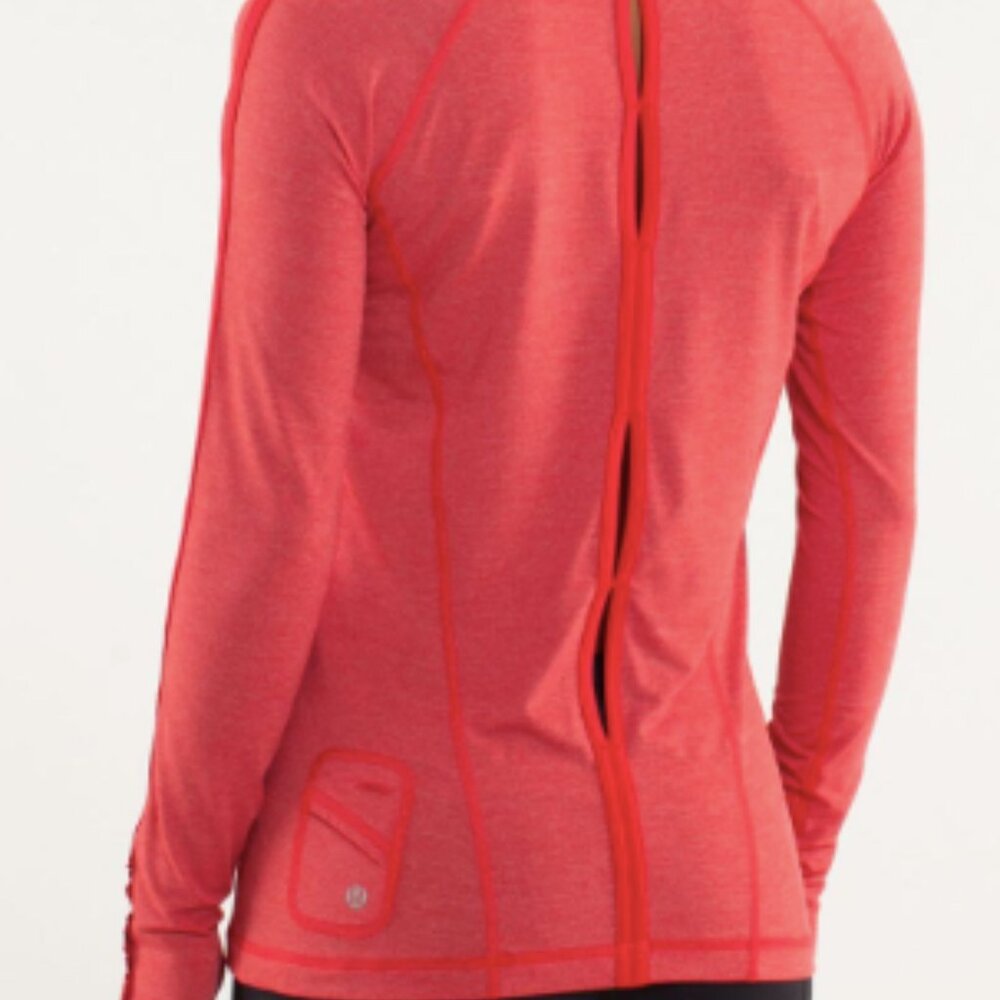 (6118)  🍋 LULULEMON Team Spirit Long Sleeve Sz 8/10 in CURRANT EUC