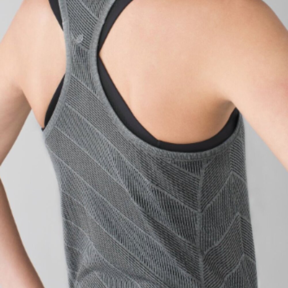 (6131)  🍋 LULULEMON RUN: Swiftly Tech Racerback Sz 8 ** LOVED