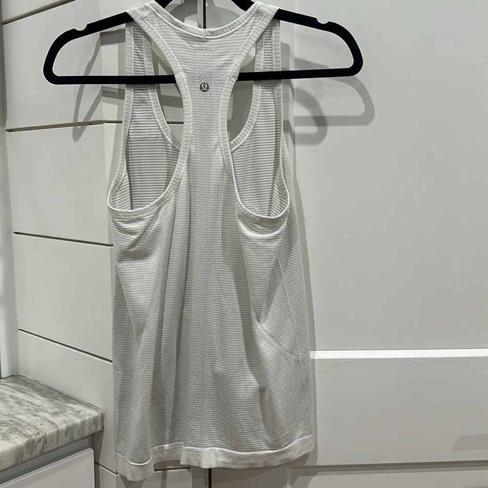 (6133)  🍋 LULULEMON RUN: Swiftly Tech Racerback Sz 6 ** LOVED *PULL