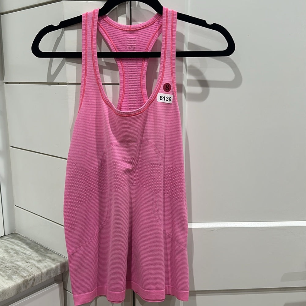 (6136)  🍋 LULULEMON RUN: Swiftly Tech Racerback Sz 8 ** LOVED *FLAW