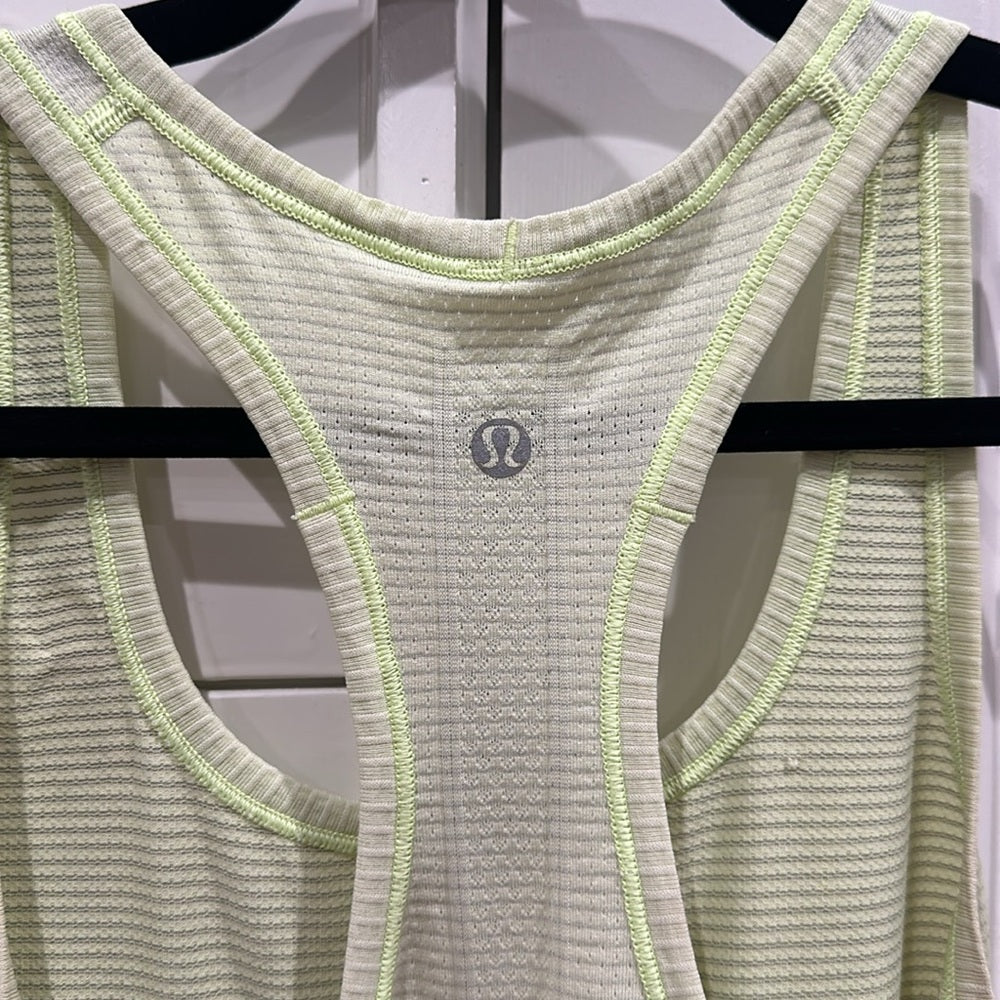 (6139)  🍋 LULULEMON RUN: Swiftly Tech Racerback Sz 8 ** LOVED