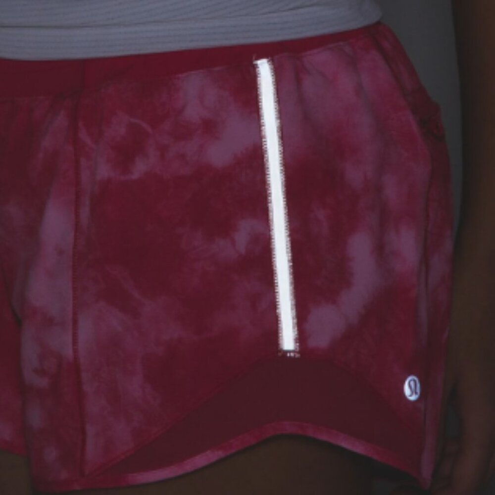 (6145) Hotty Hot HR Lined Short 4" - Sz 4 *LOVED * EUC