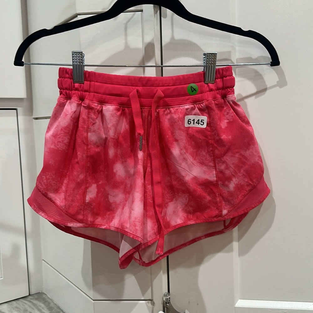 (6145) Hotty Hot HR Lined Short 4" - Sz 4 *LOVED * EUC