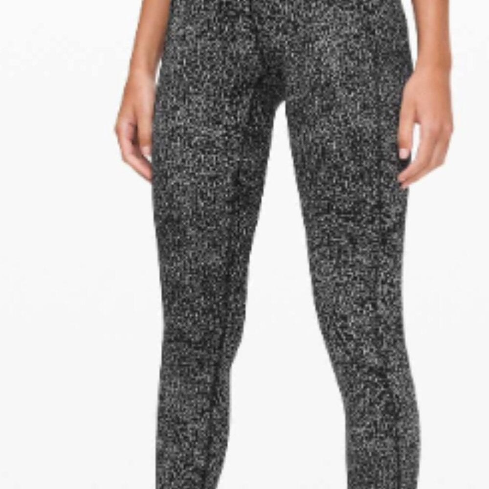 (6163) LULULEMON Fast & Free Leggings Sz 4 **FLAW