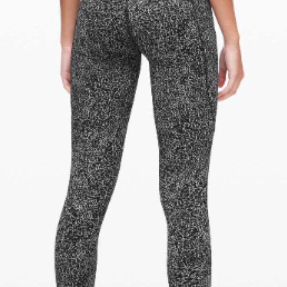 (6163) LULULEMON Fast & Free Leggings Sz 4 **FLAW