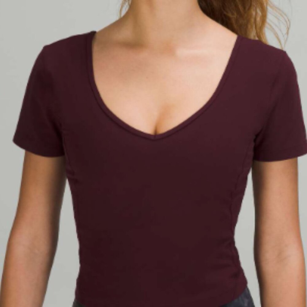 (6187) 🍋  LULULEMON ALIGN TEE P2P=18" Sz 10/12 *EUC in CASISS