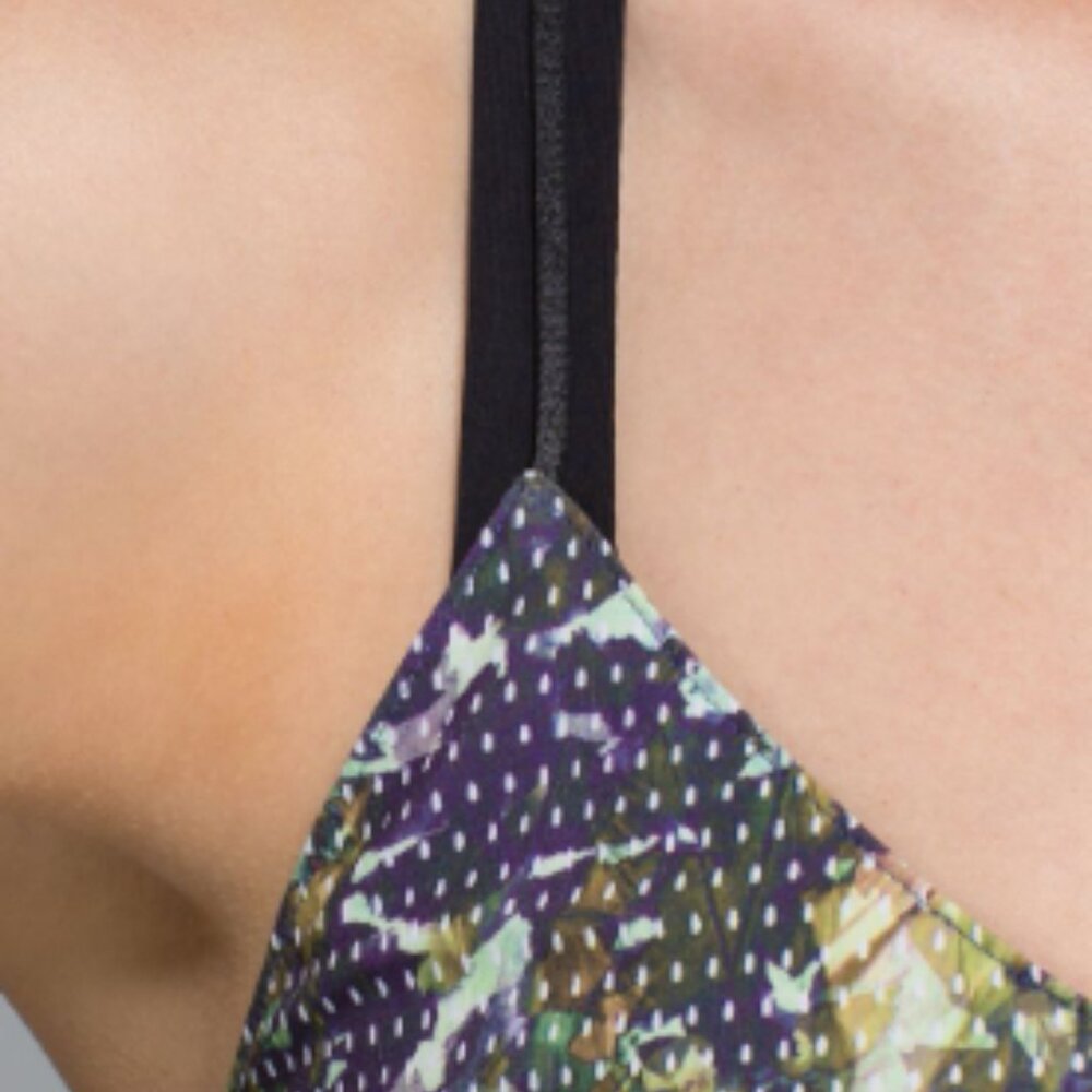 (6193) LULULEMON City Summer Dress - Sz 6 in Floral Sport White Multi