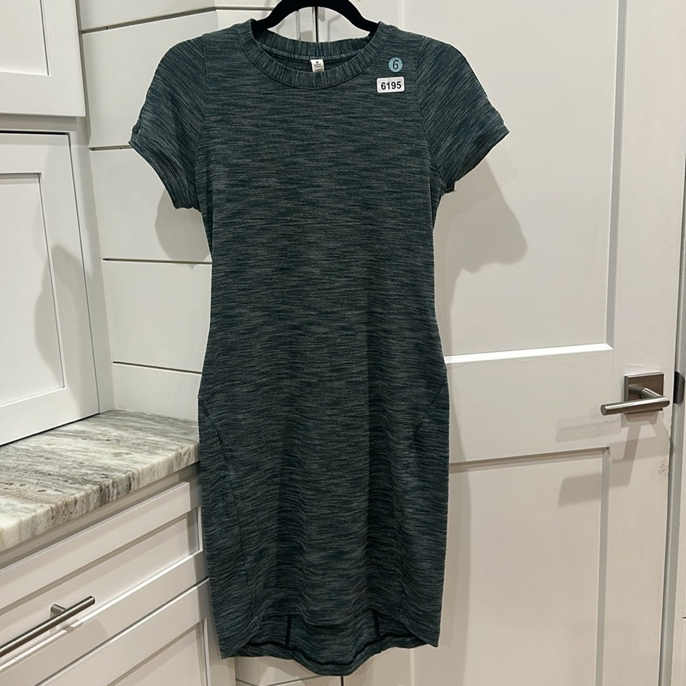 (6195) LULULEMON &go Where-To Dress *Short Sleeve - Sz 6 -Heathered Dk Fu…