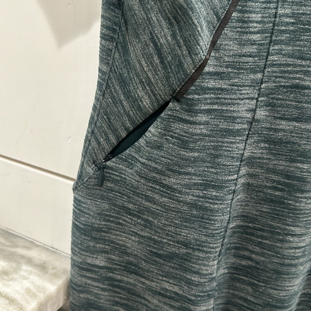 (6195) LULULEMON &go Where-To Dress *Short Sleeve - Sz 6 -Heathered Dk Fu…
