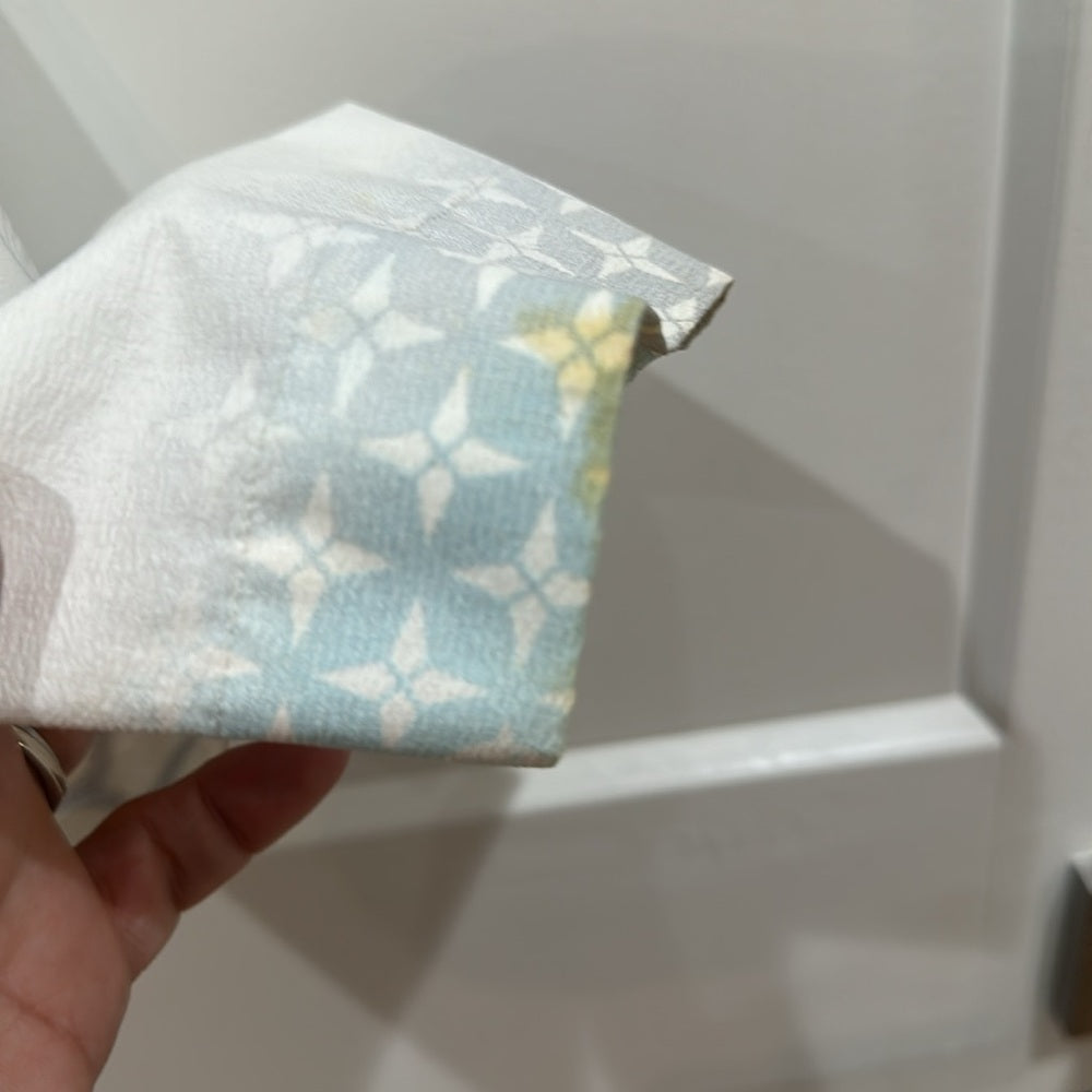 (6197) LULULEMON Floral Dove Light Weight Trench Sz 6 With LLL LOGO *FLAW *RARE