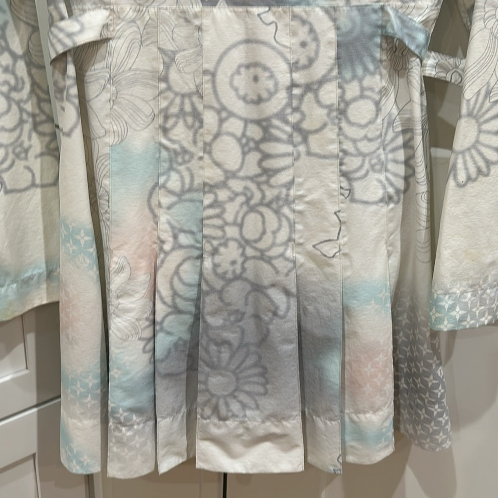 (6197) LULULEMON Floral Dove Light Weight Trench Sz 6 With LLL LOGO *FLAW *RARE