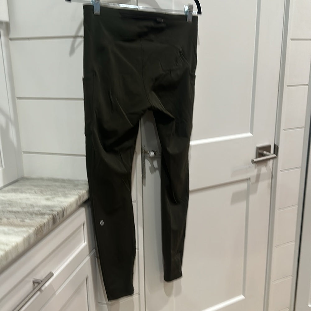 (6211) 🍋 LULULEMON Speed Up Tight DWR 28" in Sz 8  **LOVED