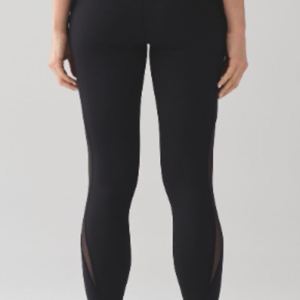 (6212) 🍋 LULULEMON Sole Training 7/8 Tight in Sz 4  **LOVED