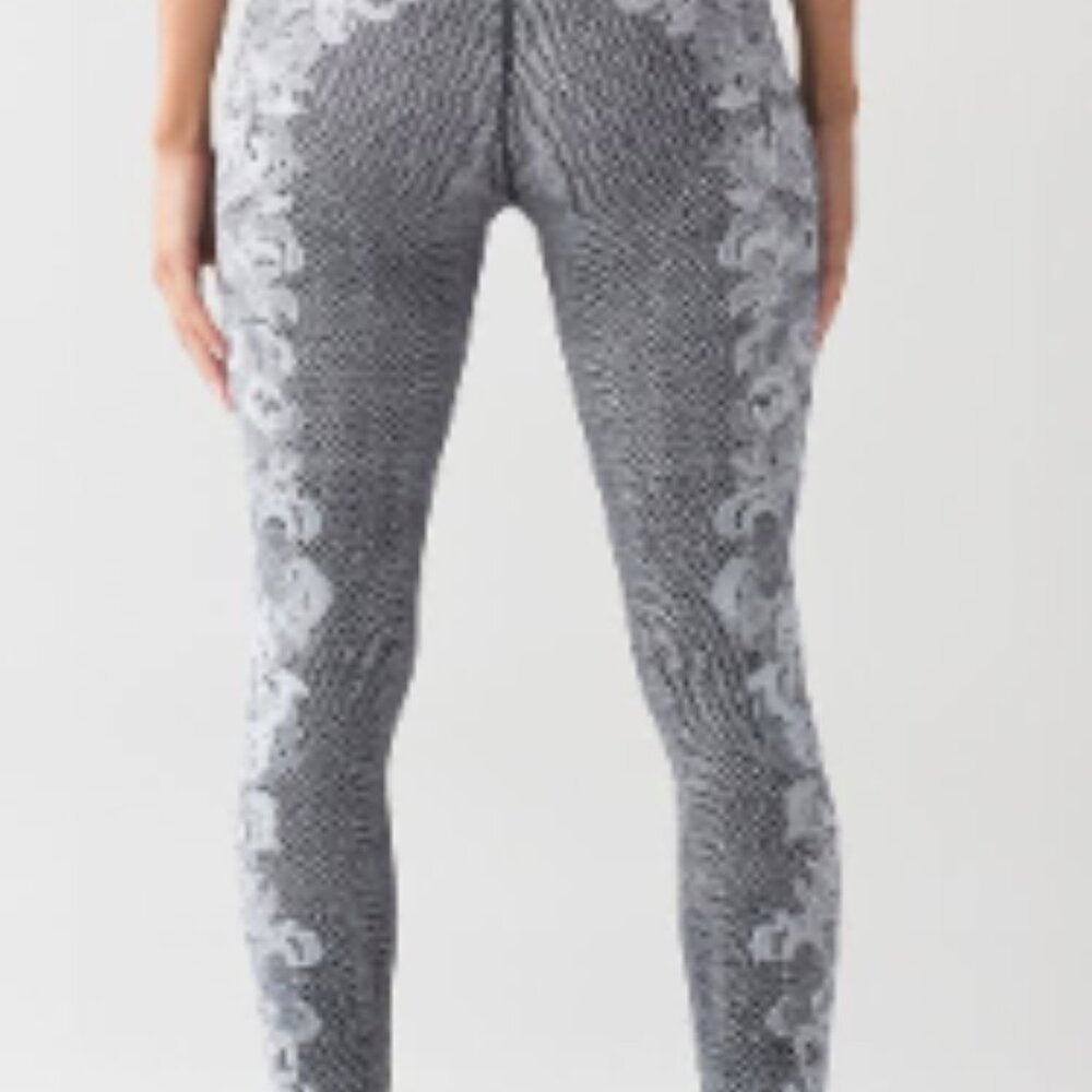(6213) Lululemon Speed Wunder Tight (Nulux) Sz 10 *LOVED