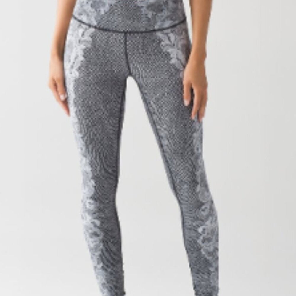 (6213) Lululemon Speed Wunder Tight (Nulux) Sz 10 *LOVED