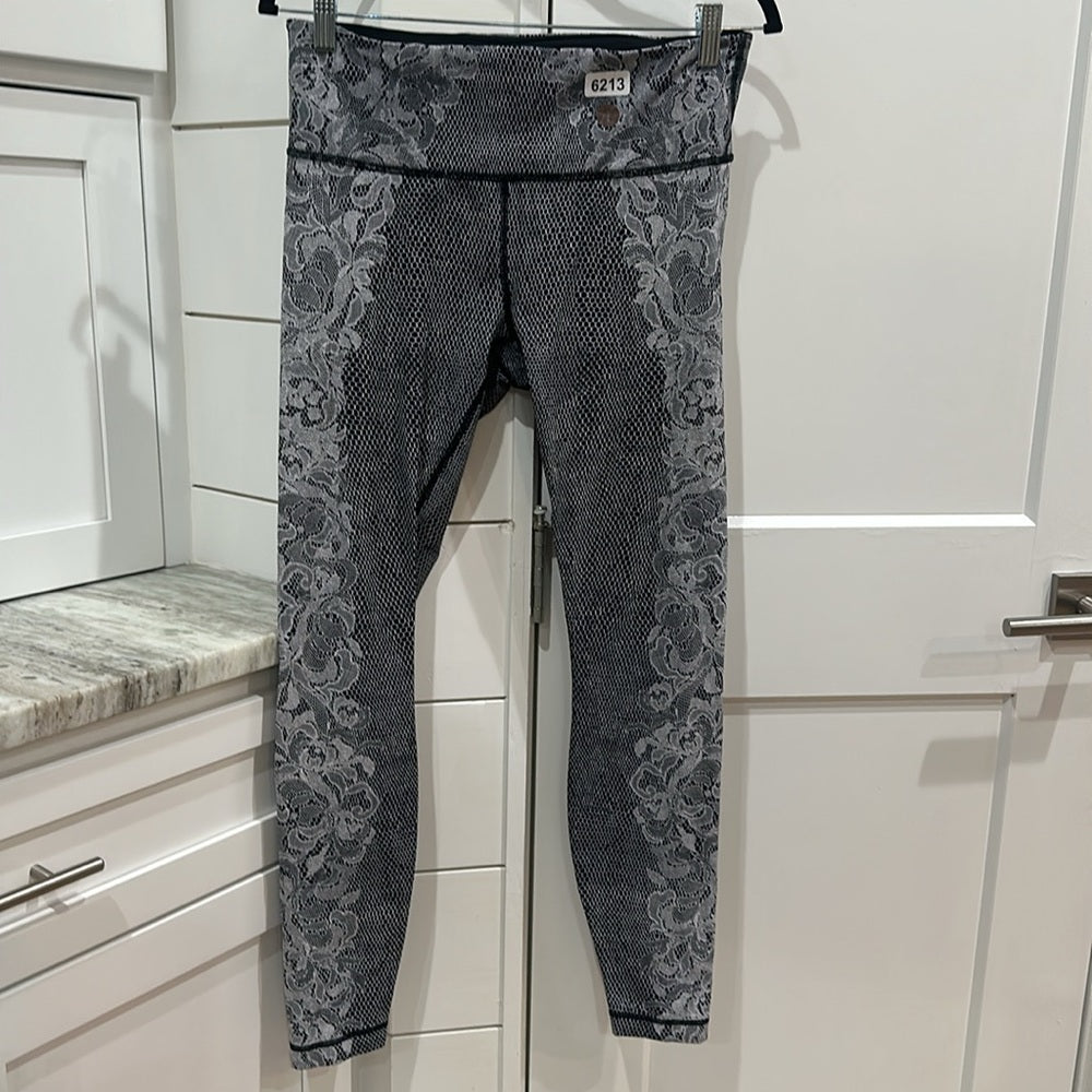 (6213) Lululemon Speed Wunder Tight (Nulux) Sz 10 *LOVED