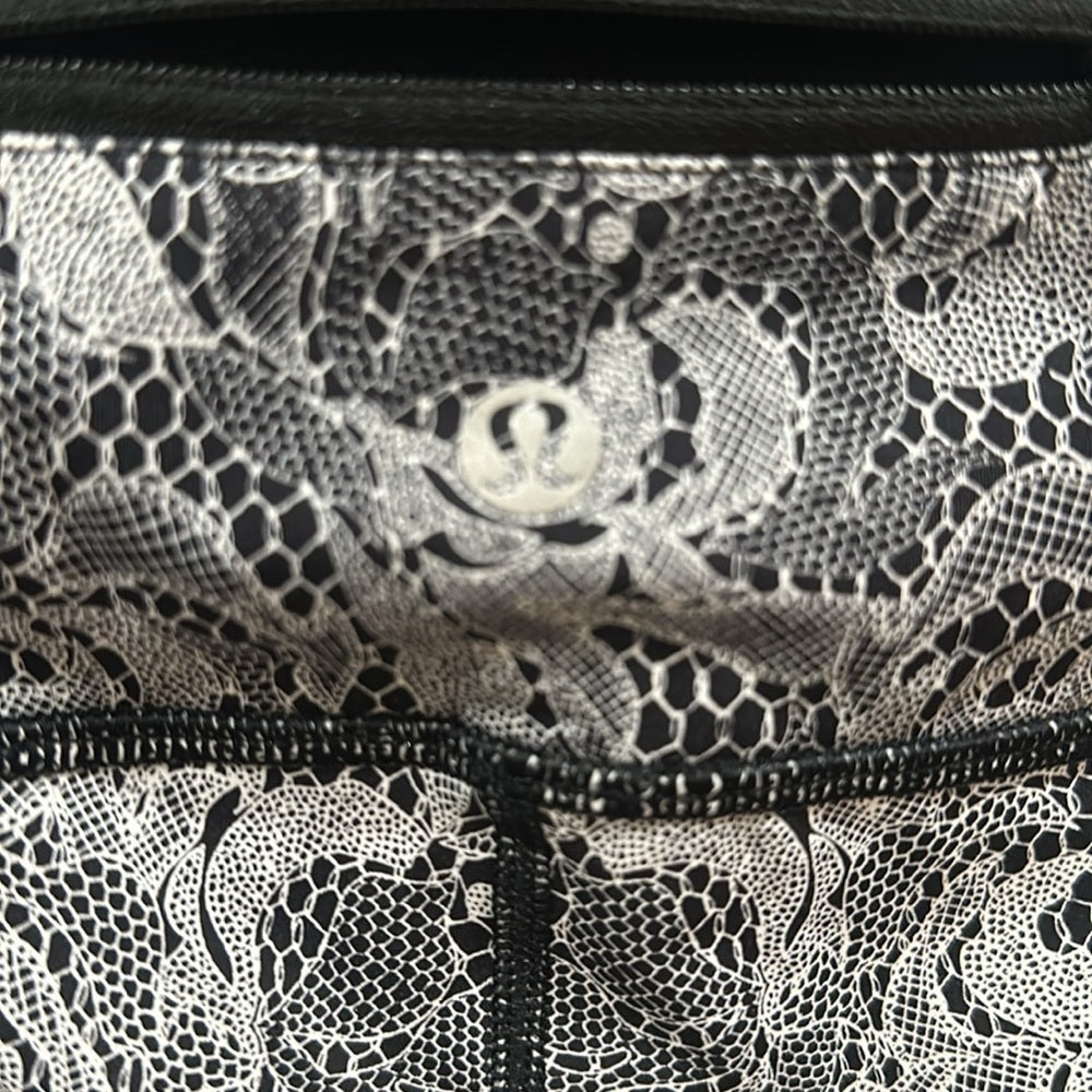 (6213) Lululemon Speed Wunder Tight (Nulux) Sz 10 *LOVED